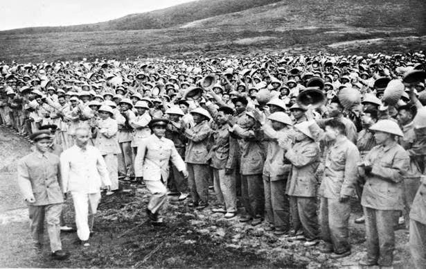 Vận dụng tư tưởng Hồ Chí Minh trong xây dựng uy tín người cán bộ lãnh đạo, chỉ huy ở Học viện Lục quân