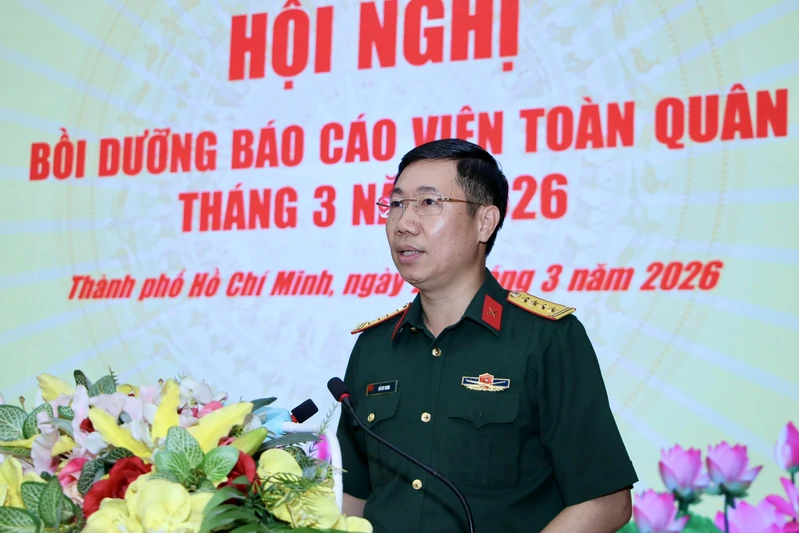 Bồi dưỡng báo cáo viên toàn quân tháng 3 