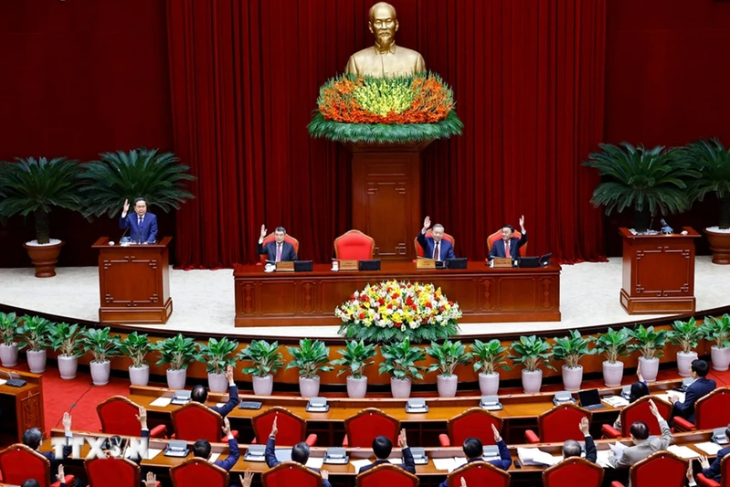 Bế mạc Hội nghị lần thứ hai Ban Chấp hành Trung ương Đảng khóa XIV
