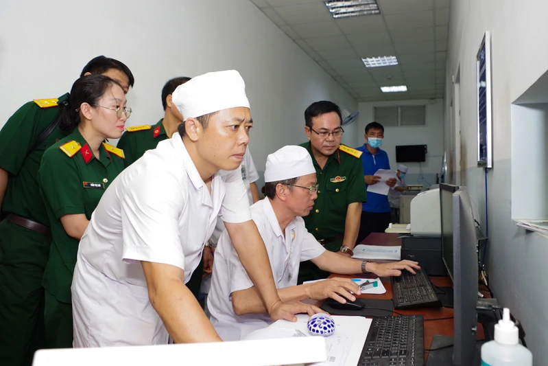 Đẩy mạnh triển khai hồ sơ bệnh án điện tử tại các bệnh viện Quân khu 7