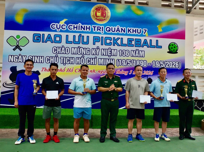 Cục Chính trị bế mạc giải Pickleball chào mừng kỷ niệm 136 năm ngày sinh Chủ tịch Hồ Chí Minh 
