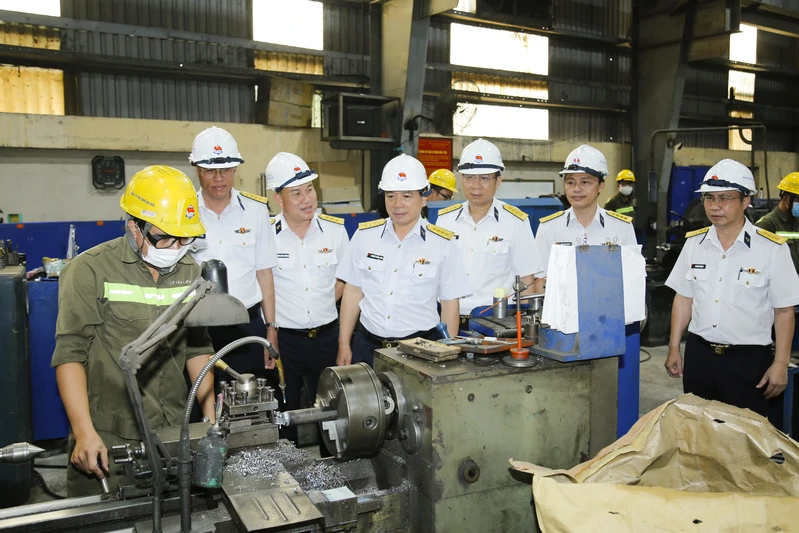 Binh đoàn 20 hưởng ứng Tháng Công nhân năm 2026