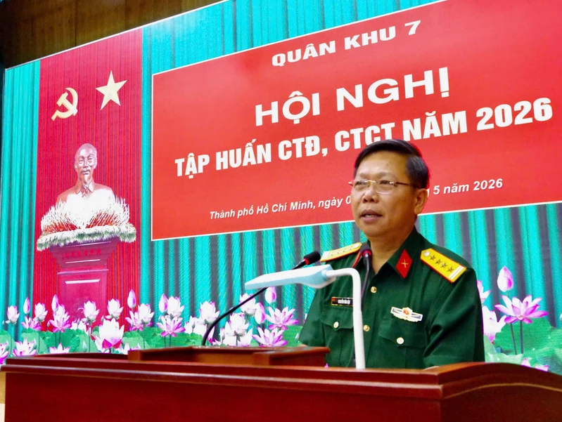 Quân khu 7 bế mạc tập huấn công tác Đảng, công tác chính trị năm 2026
