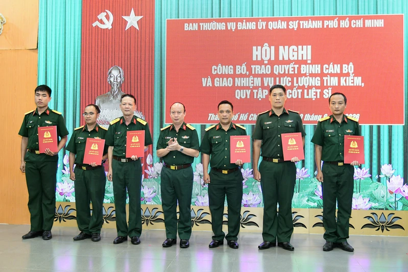 Bộ Tư lệnh TPHCM giao nhiệm vụ cho lực lượng tìm kiếm, quy tập hài cốt liệt sĩ