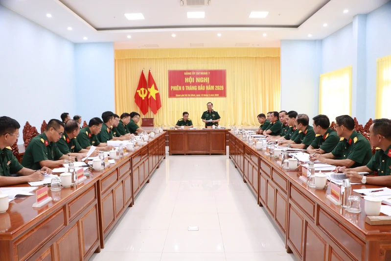 Đảng ủy Sư đoàn 7 tổ chức hội nghị phiên 6 tháng đầu năm 2026