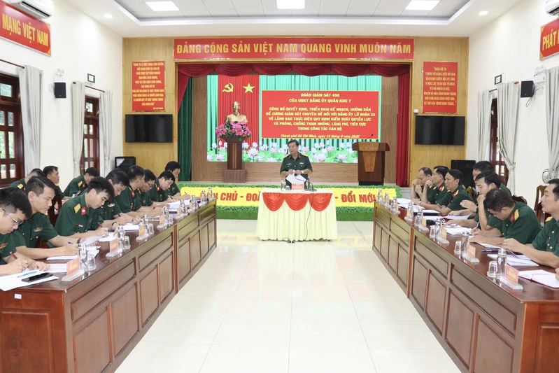 Ủy ban Kiểm tra Đảng ủy Quân khu công bố quyết định giám sát đối với Đảng ủy Lữ đoàn 23