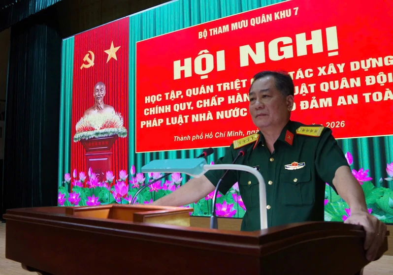 Bộ Tham mưu Quân khu tổ chức học tập, quán triệt công tác xây dựng chính quy, chấp hành kỷ luật 
