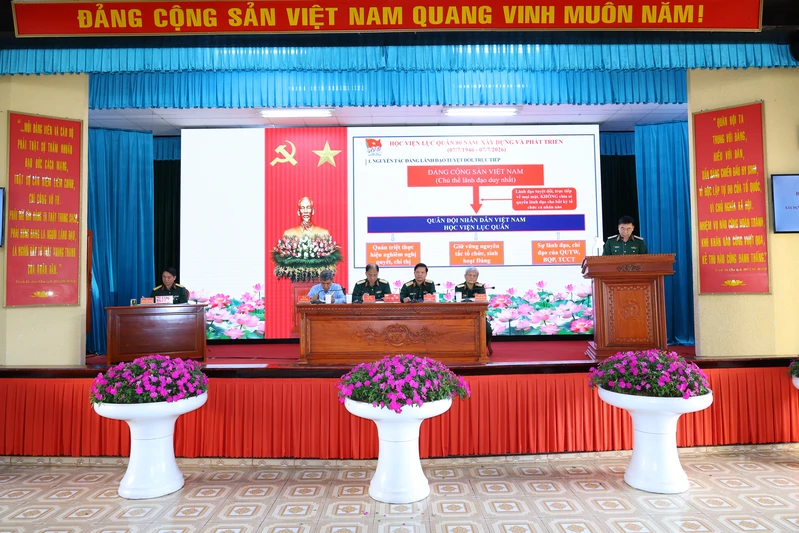 Hội thảo khoa học “Học viện Lục quân - 80 năm xây dựng và phát triển”