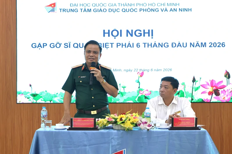 Trung tâm Giáo dục Quốc phòng và An ninh gặp gỡ sĩ quan biệt phái 6 tháng đầu năm 2026