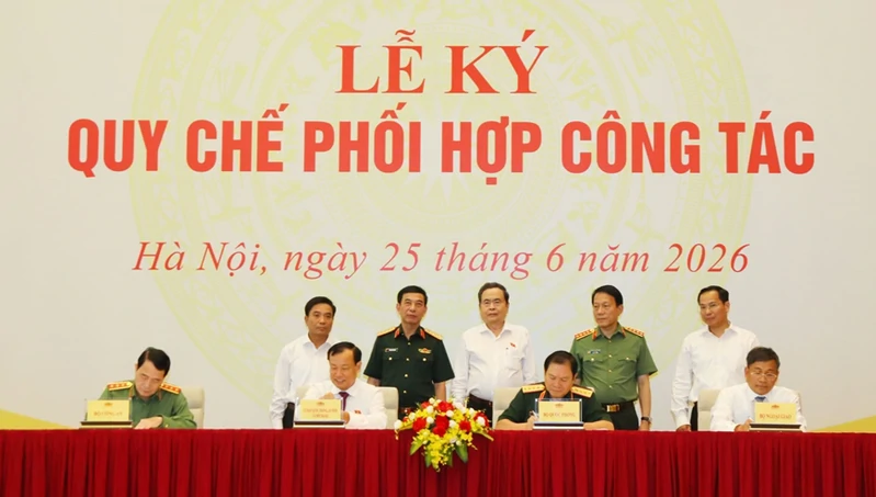 Lễ ký Quy chế phối hợp công tác giữa Ủy ban Quốc phòng, An ninh và Đối ngoại của Quốc hội với Bộ Quốc phòng, Bộ Công an và Bộ Ngoại giao