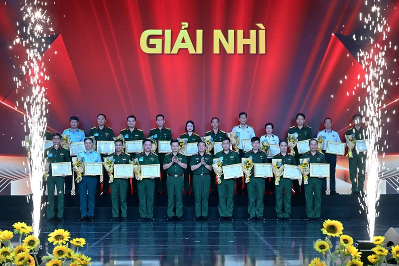 Quân khu 7 đạt 01 giải Nhì và 01 giải Ba tại Hội thi Báo cáo viên toàn quân năm 2026