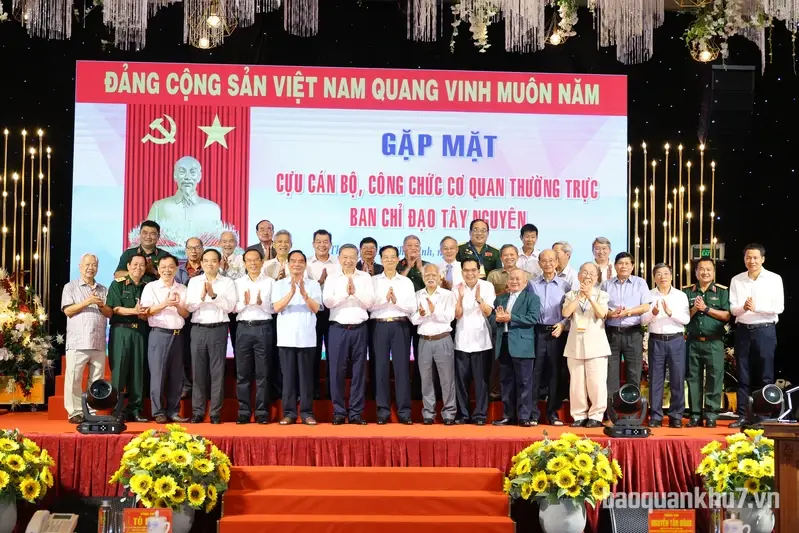 Tổng Bí thư, Chủ tịch nước Tô Lâm gặp mặt cựu cán bộ, công chức Ban Chỉ đạo Tây Nguyên