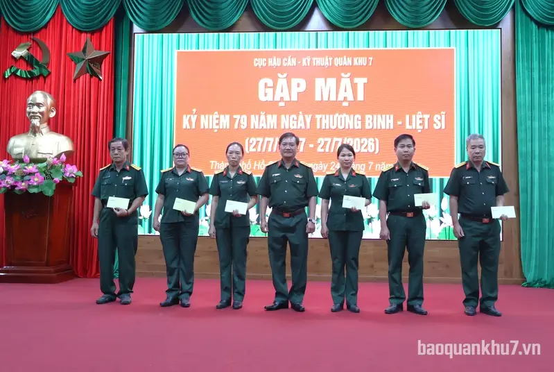 Cục Hậu cần – Kỹ thuật Quân khu tổ chức gặp mặt nhân kỷ niệm 79 năm ngày Thương binh - Liệt sĩ 