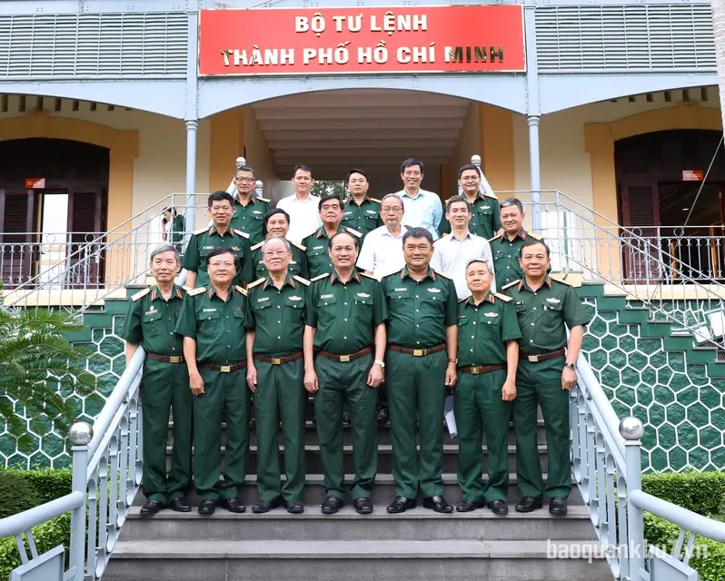 Nghiệm thu Nhiệm vụ nghiên cứu khoa học về "Xây dựng và phát triển bền vững tiềm lực quốc phòng Thành phố Hồ Chí Minh trong thời kỳ mới"
