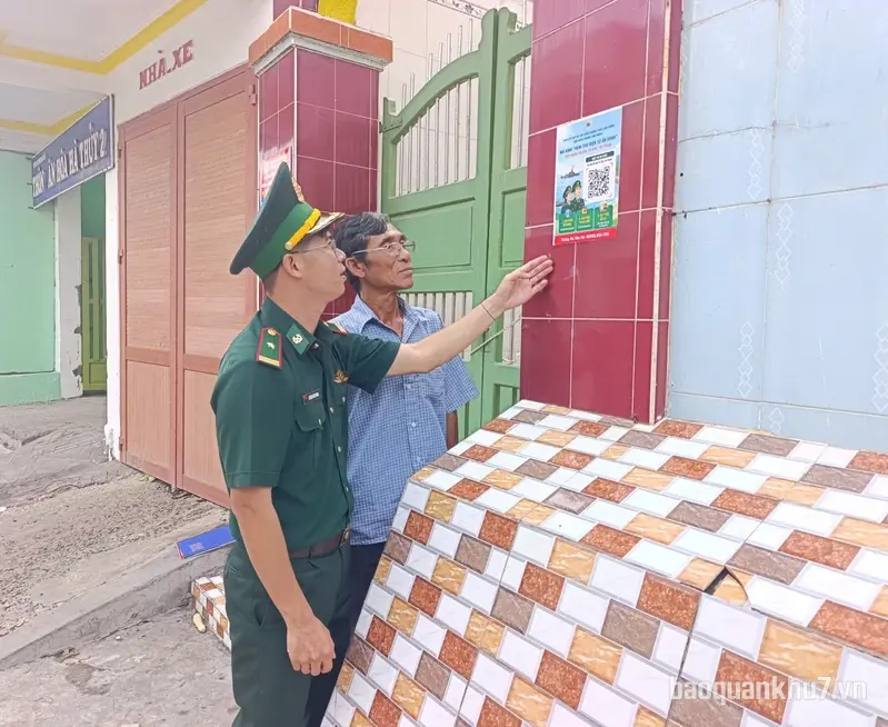 Phát huy sức mạnh toàn dân từ mô hình mã QR tố giác tội phạm