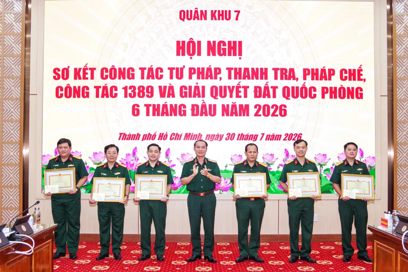 Quân khu 7 sơ kết công tác tư pháp, thanh tra, pháp chế, công tác 1389 và giải quyết đất quốc phòng