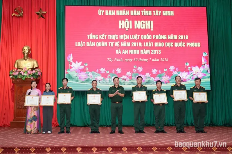 Tây Ninh tổng kết thực hiện các luật về quốc phòng, an ninh