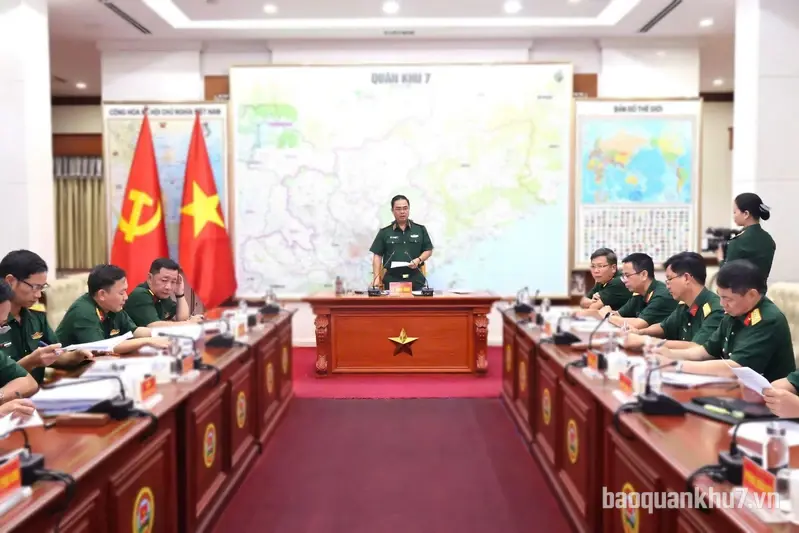 Quân khu 7 triển khai kiểm tra công tác chuẩn bị và tổ chức huấn luyện giai đoạn 2 năm 2026