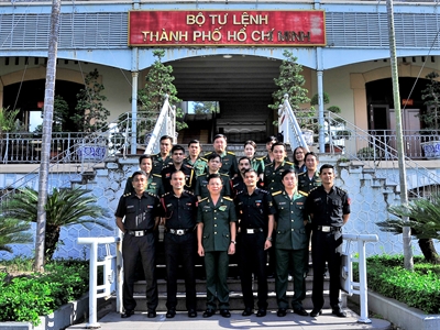 Giao lưu sĩ quan trẻ Quân đội Ấn Độ và LLVT Thành phố Hồ Chí Minh