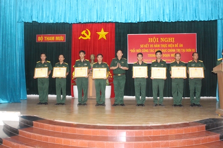 Bộ Tham mưu Quân khu 7: Sơ kết 5 năm thực hiện Đề án “Đổi mới công tác giáo dục chính trị tại đơn vị trong giai đoạn mới”