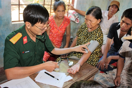 Tỉnh Bình Phước: Hiệu quả hoạt động phối hợp giữa Hội Chữ thập đỏ và LLVT tỉnh