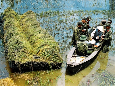Kỷ niệm 88 năm Ngày truyền thống Công tác Dân vận của Đảng (15.10.1930 - 15.10.2018)
“Dân vận khéo thì việc gì cũng thành công”