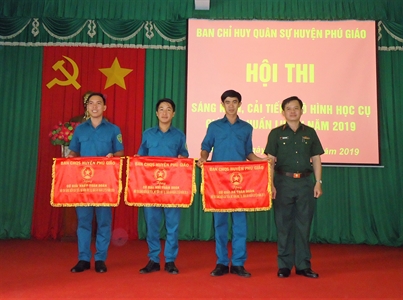Ban CHQS huyện Phú Giáo (Bình Dương): Hội thi sáng kiến, cải tiến mô hình, học cụ, giáo án huấn luyện năm 2019