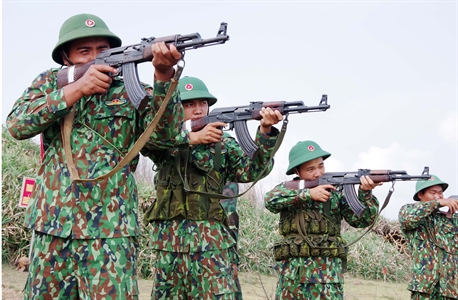 Huyện Phú Quý, tỉnh Bình Thuận giao ban đóng quân canh phòng