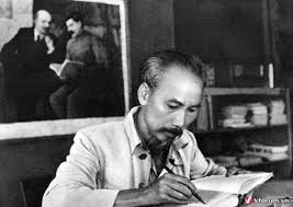 Lời Bác Hồ dạy ngày này năm xưa: "Nếu không hết lòng hết sức phụng sự nhân dân, tự kiêu, tự đại, tự tư tự lợi, như thế là trái với chủ nghĩa Mác - Lênin"