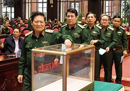 Tổ chức lấy phiếu tín nhiệm các Ủy viên Thường vụ Quân ủy Trung ương