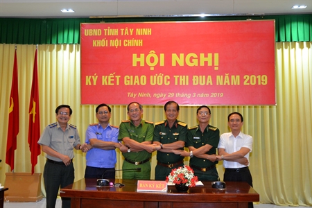 Khối nội chính tỉnh Tây Ninh ký kết giao ước thi đua năm 2019