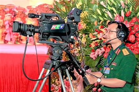 Nhà báo Quân khu 7 trên mọi nẻo đường tác nghiệp