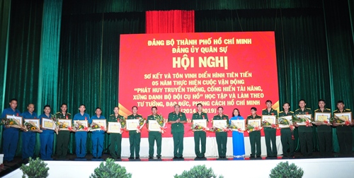 Đảng ủy Quân sự TP. Hồ Chí Minh tuyên dương 86 tập thể, cá nhân thực hiện Chỉ thị 788