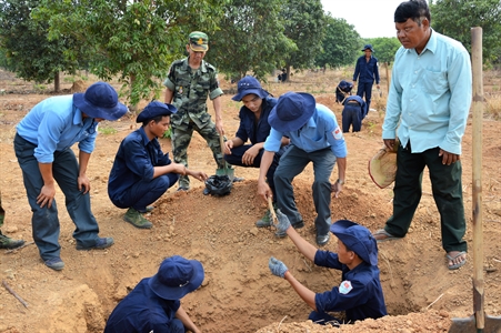 Nhật ký 40 năm nằm trong lòng đất