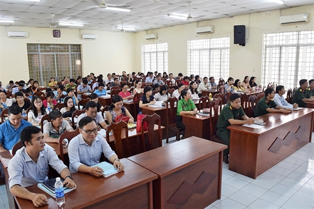 Ban CHQS huyện Hóc Môn bồi dưỡng kiến thức quốc phòng và an ninh đối tượng 4