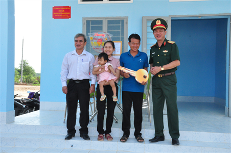 Khánh thành điểm dân cư liền kề chốt dân quân biên giới Bàu Năng