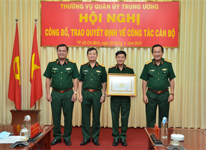 Thường vụ Quân ủy Trung ương trao các quyết định về công tác cán bộ