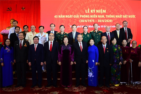 Thành phố Hồ Chí Minh tổ chức trọng thể Lễ kỷ niệm 45 năm Ngày Giải phóng miền Nam, thống nhất đất nước