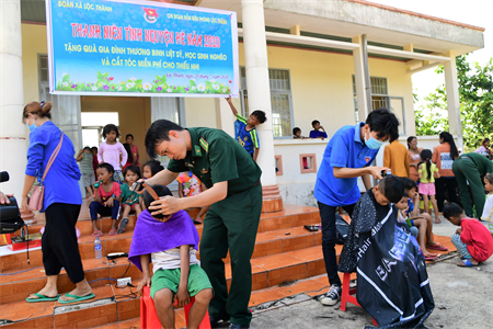 Đồn biên phòng Lộc Thành (Lộc Ninh, Bình Phước): Sát cánh cùng Nhân dân chống dịch