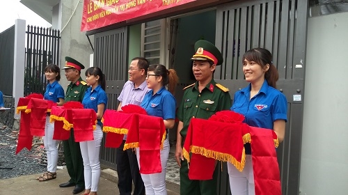 Tổng Công Ty 28 Bộ Quốc phòng trao tặng “Ngôi nhà 100 đồng”