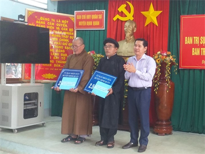 LLVT huyện Định Quán gặp mặt chức sắc Phật giáo
