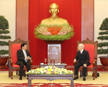 Tổng Bí thư, Chủ tịch nước Nguyễn Phú Trọng tiếp Thủ tướng Lào Thongloun Sisoulith