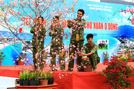 Chương trình “Xuân chiến sĩ” đến với Côn Đảo linh thiêng