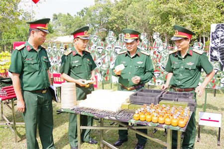 Ngành Tham mưu Sư đoàn 5 triển khai phương hướng nhiệm vụ trọng tâm quý II năm 2021