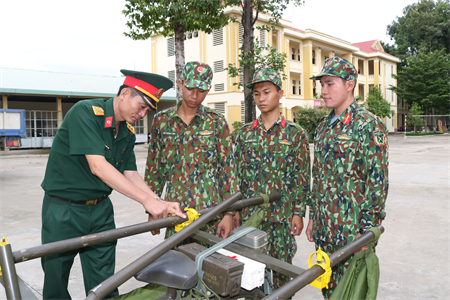 ​Trung đoàn 657: Xây dựng đơn vị chính quy, an toàn, hiệu quả