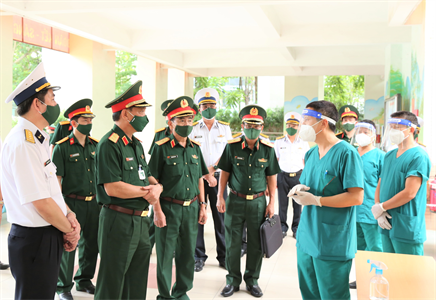 Trung tướng Ngô Minh Tiến kiểm tra tại Tổng Công ty Tân cảng Sài Gòn