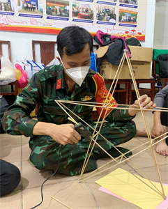 Mang Tết Trung thu đến với trẻ em khó khăn vùng tâm dịch