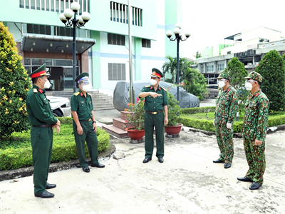 Bộ Tư lệnh Quân đoàn 4 kiểm tra lực lượng tham gia hỗ trợ các địa phương phòng, chống dịch