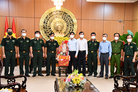 Thiếu tướng Đặng Văn Hùng chúc Tết Tỉnh uỷ, UBND tỉnh Bình Thuận