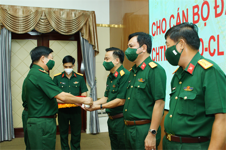 6 cán bộ cao cấp được cử đi học tập, nghiên cứu tại Học viện Quốc phòng